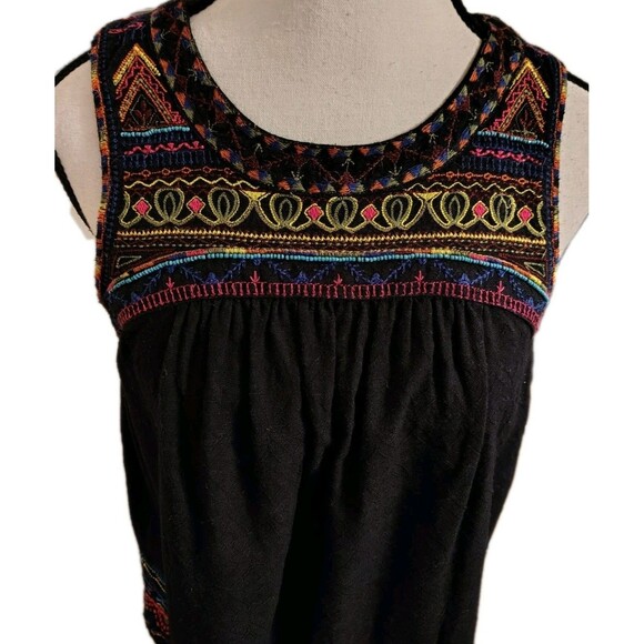Anthropologie Top Size 2 Black Embroidered Cotton Keyhole Button Sleeveless - Picture 3 of 10